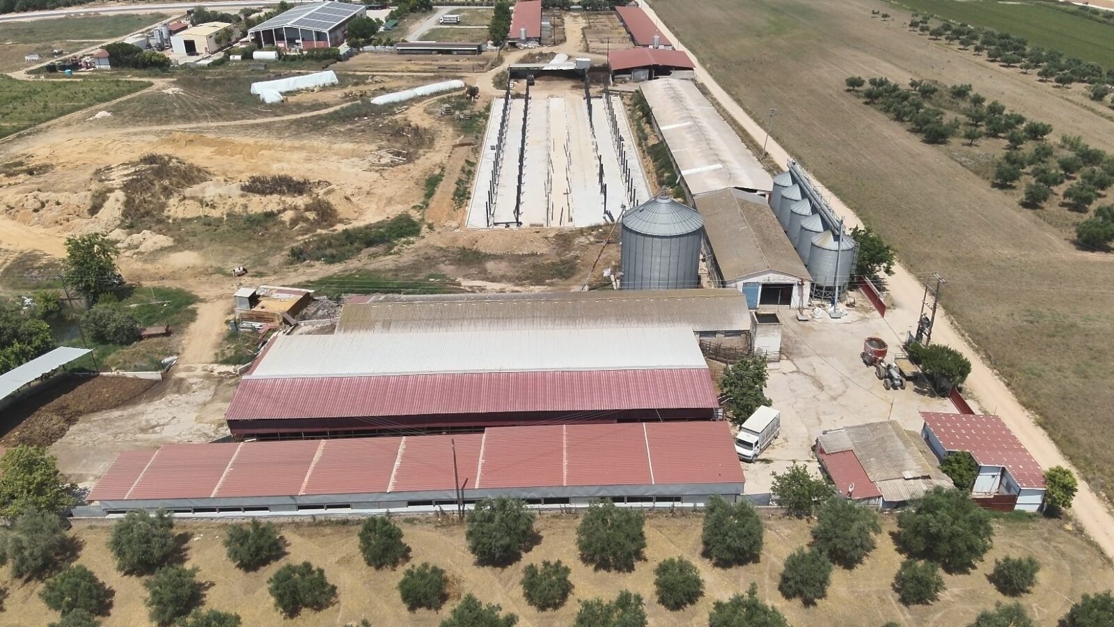 2η Φάση υποδομών (5) 2η Φάση υποδομών (5)